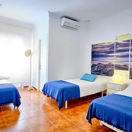 Casa Reyes Guest house *