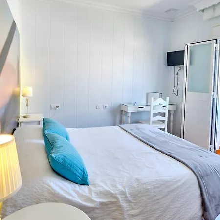 Casa Reyes Guest house *